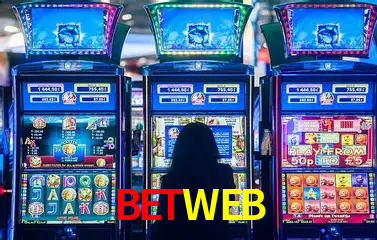 Descubra o Mundo do Cassino Online com BETWEB